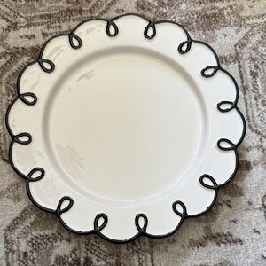 Elegant White and Black Scalloped Plate